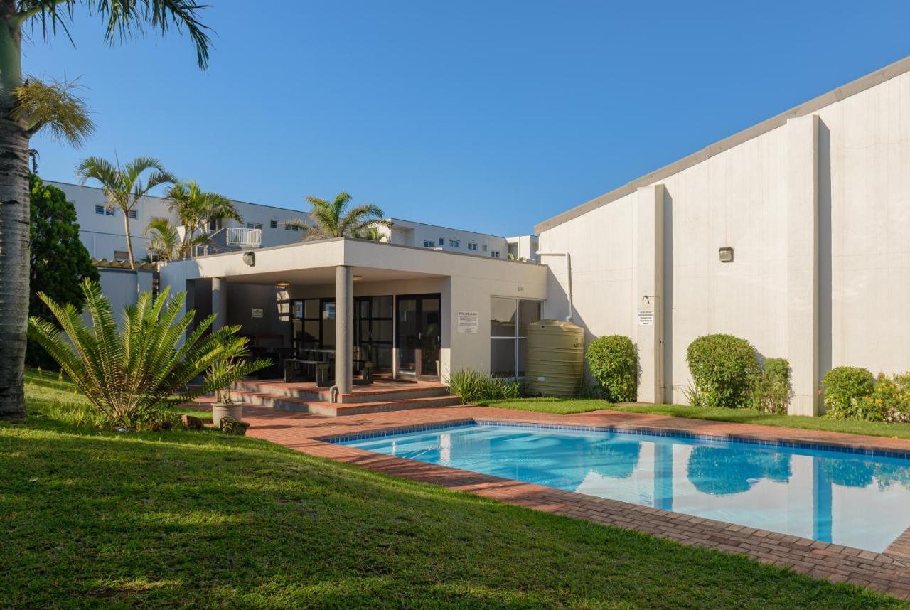 Sands Beach Breaks Umdloti Beach View Exterior foto